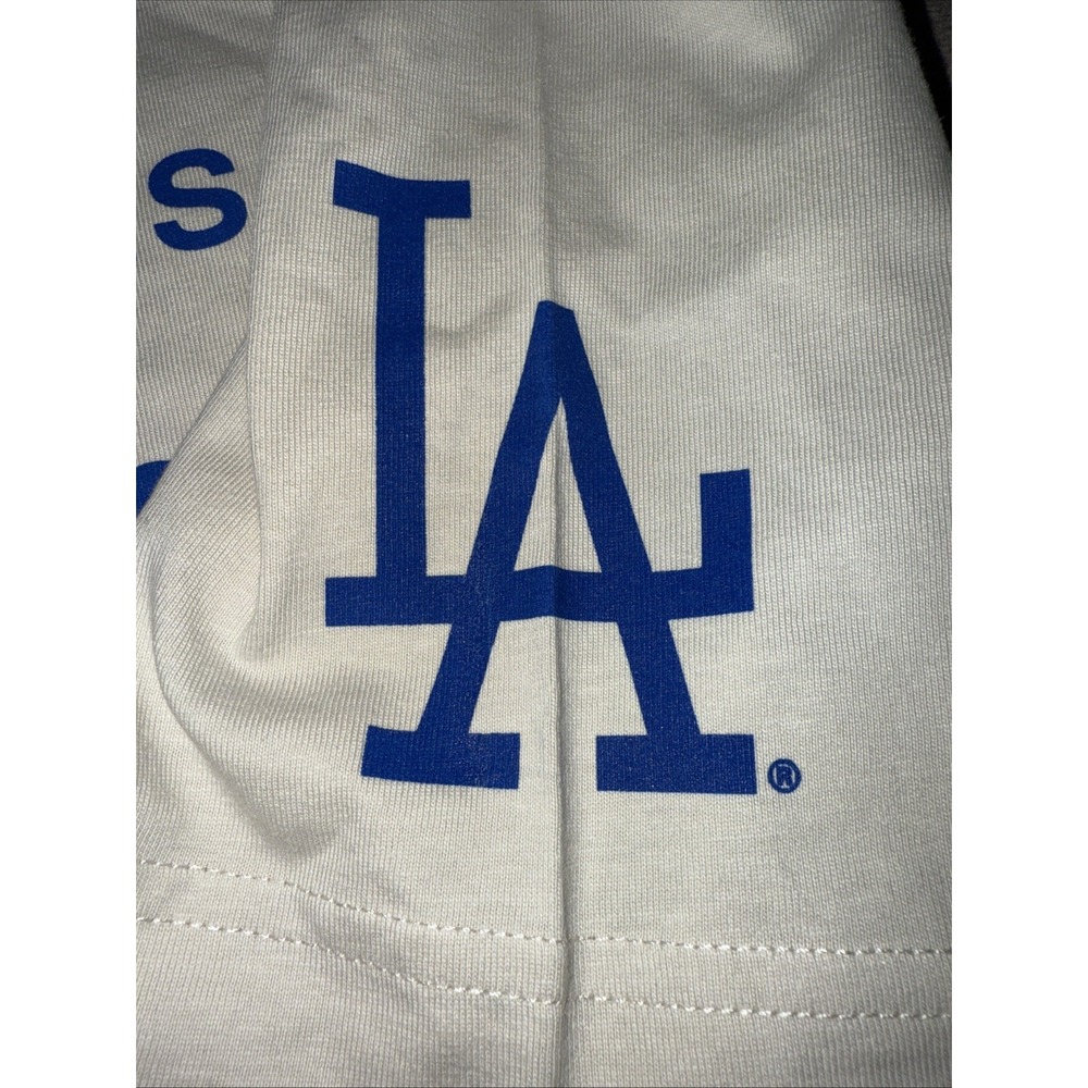Mitchell & Ness Los Angeles Dodgers Men's T-Shirt Small Script Logo MLB NEW - Picture 5 of 5